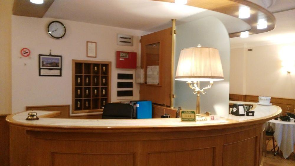 Hotel Leopardi Неаполь Экстерьер фото