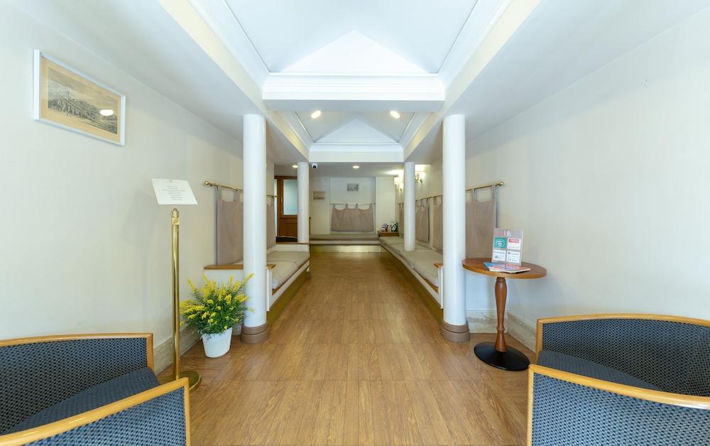 Hotel Leopardi Неаполь Экстерьер фото