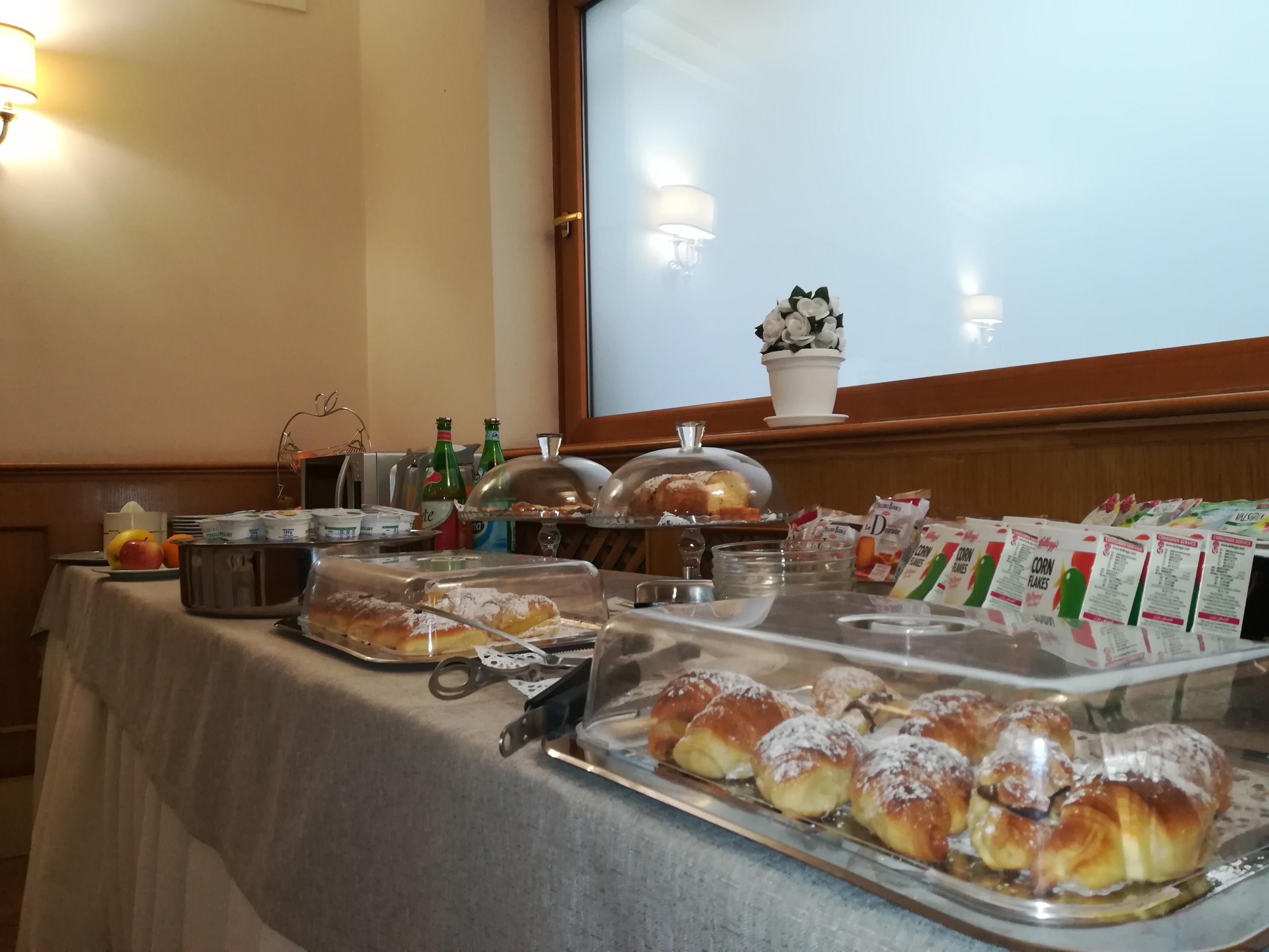 Hotel Leopardi Неаполь Экстерьер фото