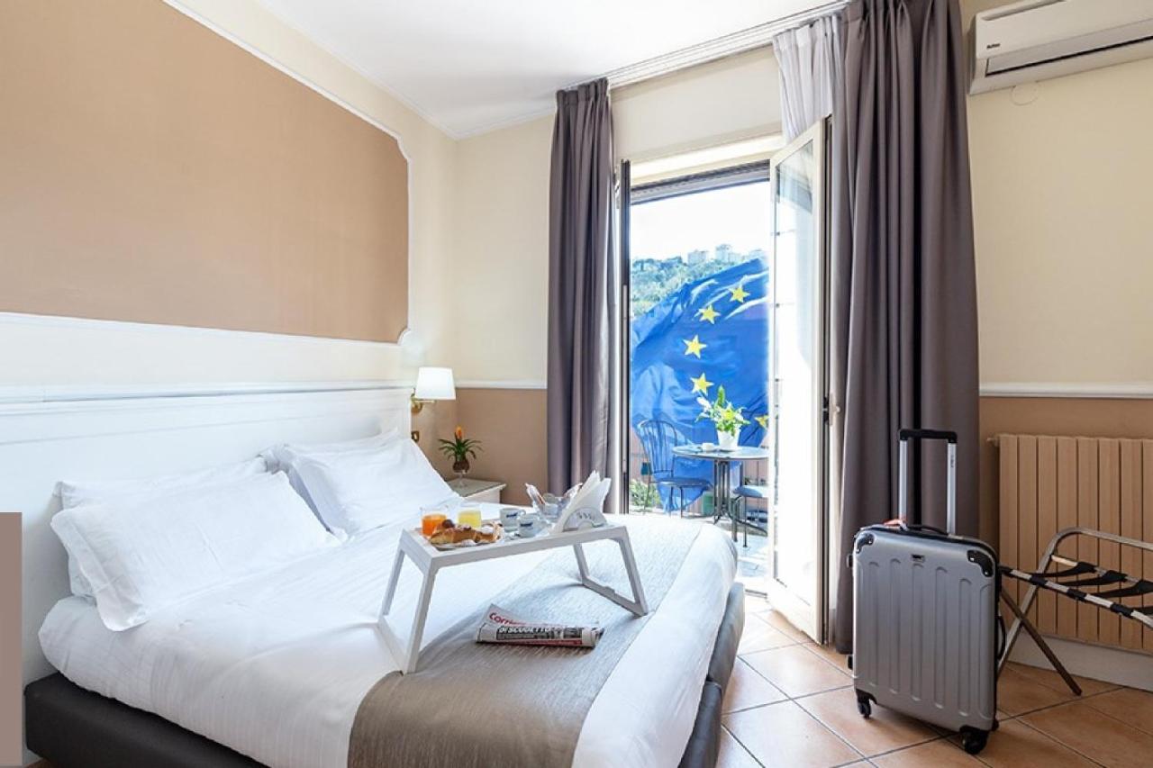 Hotel Leopardi Неаполь Экстерьер фото