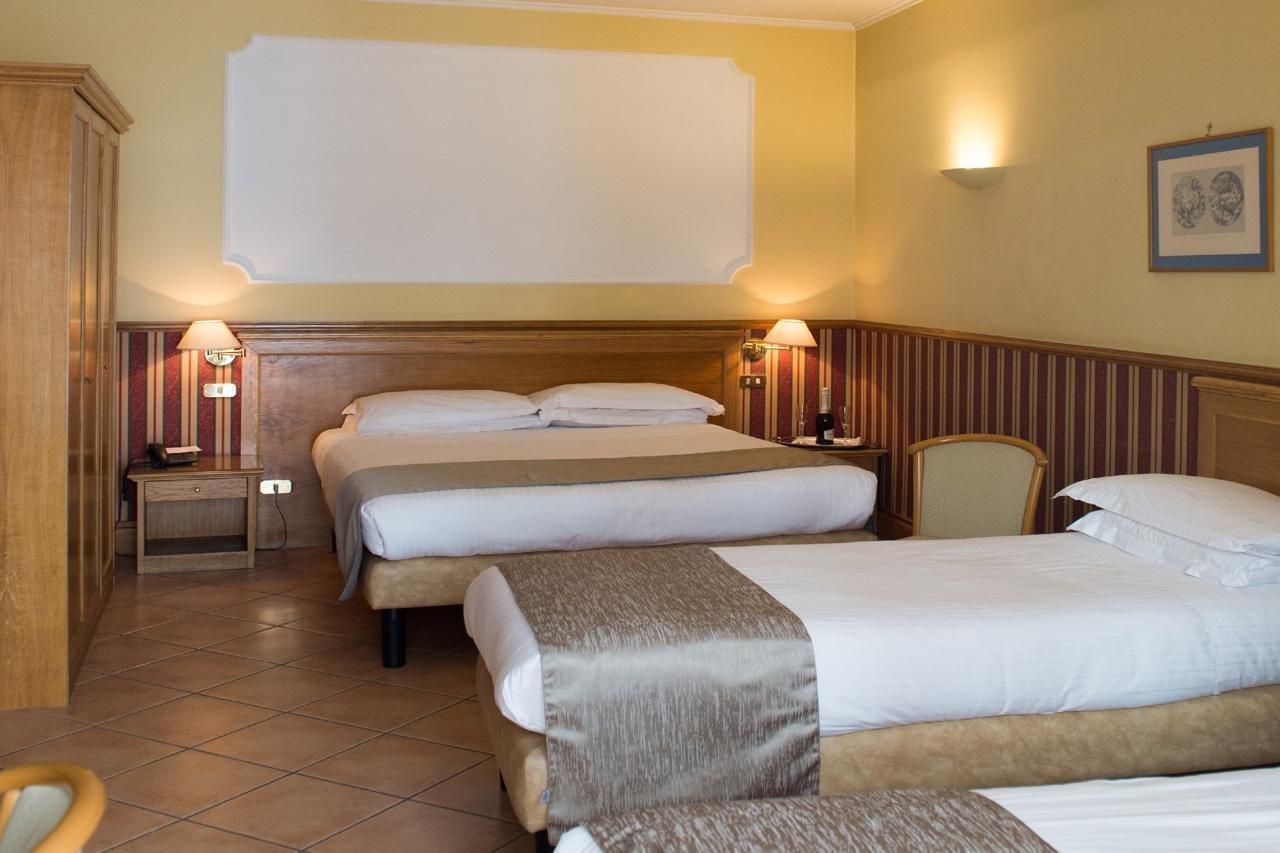 Hotel Leopardi Неаполь Экстерьер фото