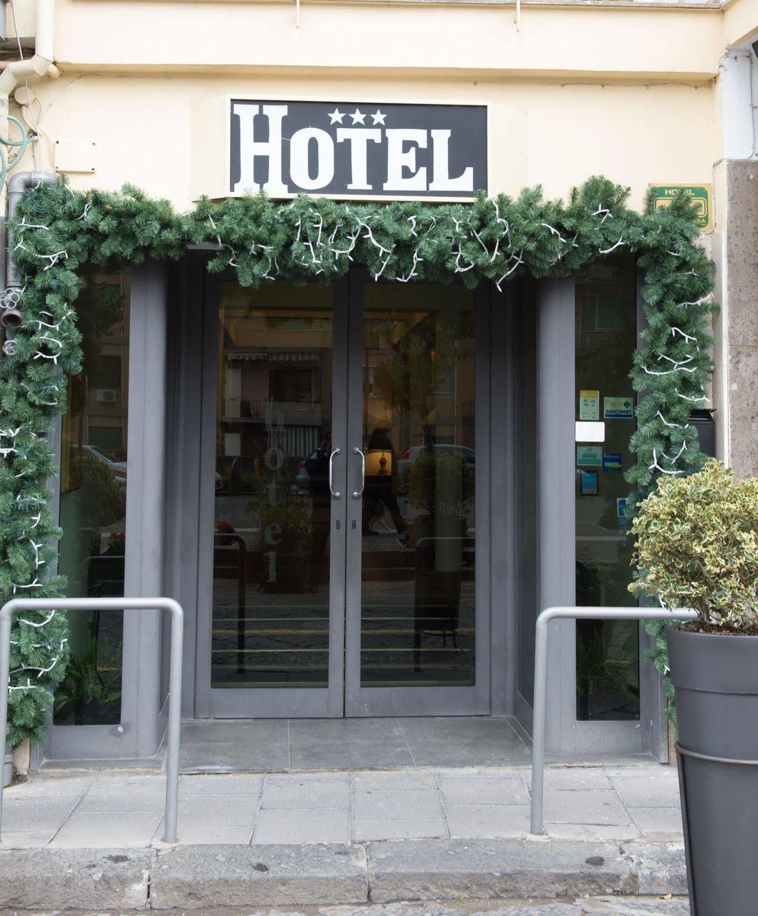 Hotel Leopardi Неаполь Экстерьер фото